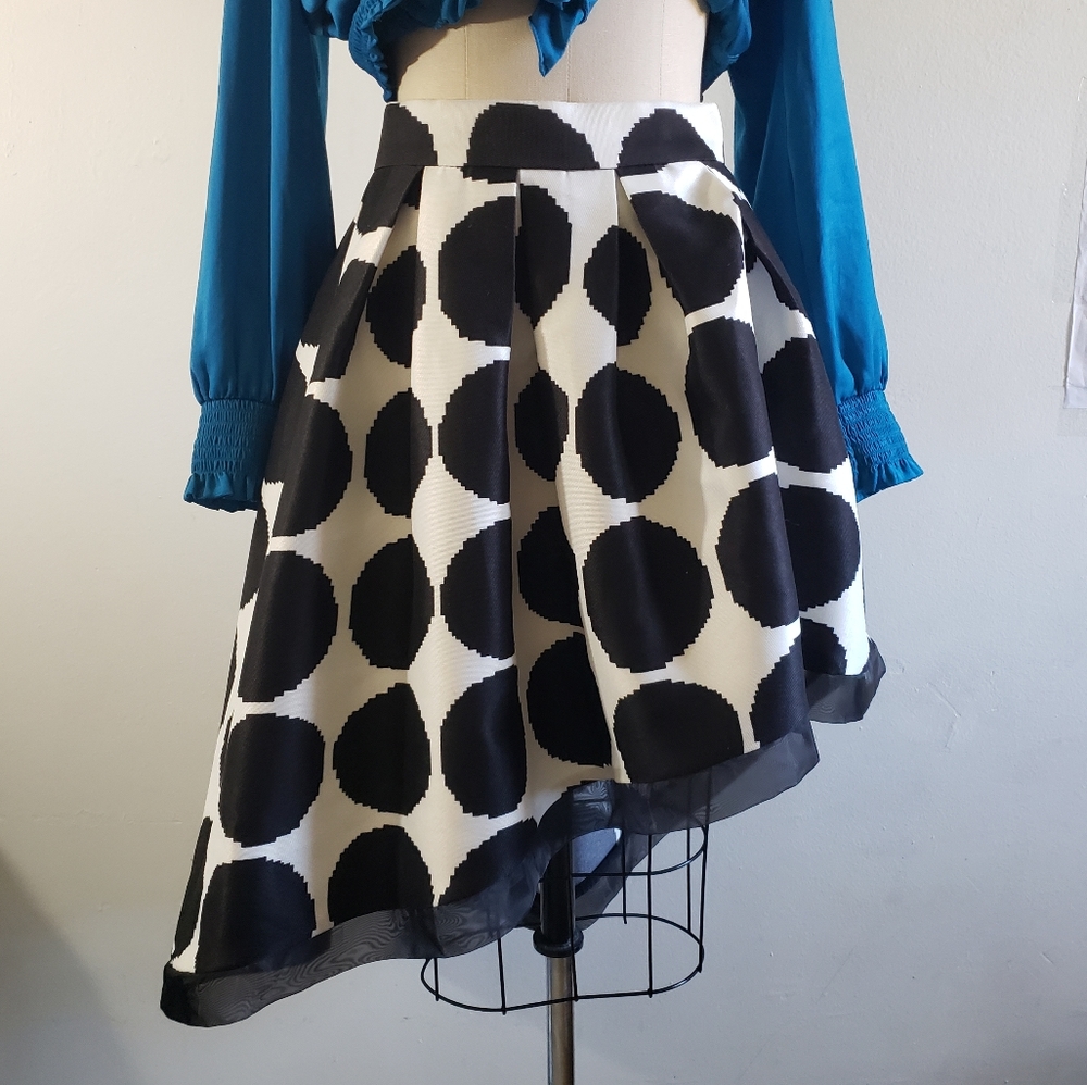 Polka dot  high low skirt